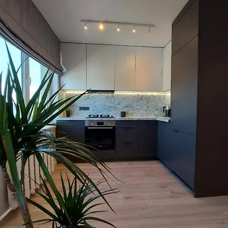 2 Bedrooms Apartment, Center, With Balconies Apartment *