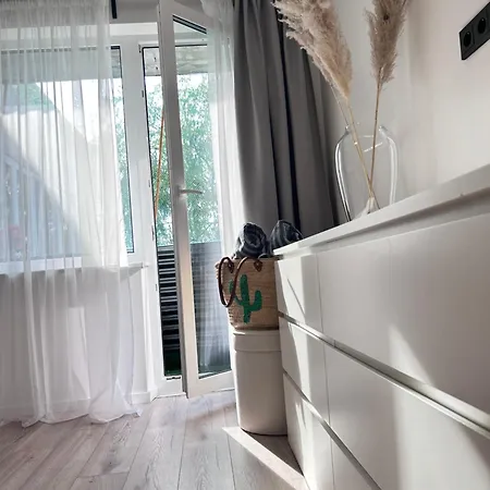 2 Bedrooms Apartment, Center, With Balconies *