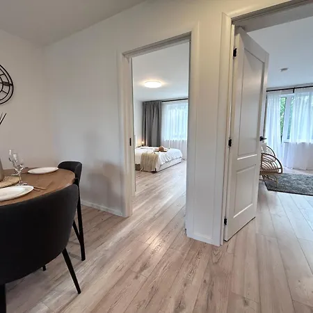 2 Bedrooms Apartment, Center, With Balconies Apartment *