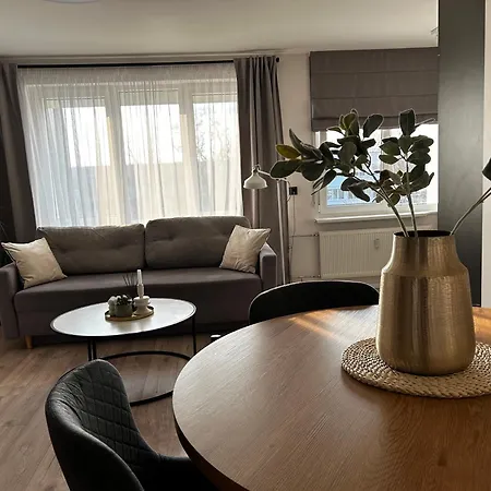 Apartment 2 Bedrooms Apartment, Center, With Balconies *